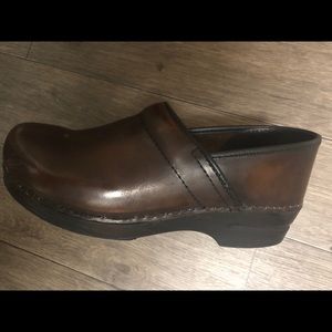 Dansko Clogs Size 40